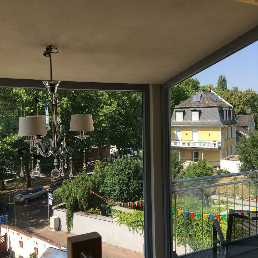 Schmuckkaestle Am Hafen Lägenhet Wiesbaden Exteriör bild
